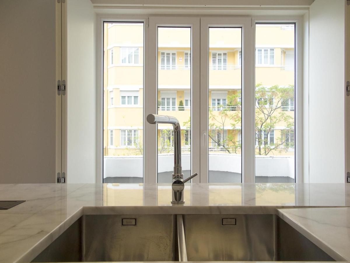 Eduardo VII Park Great Bright Apt With Ac Elevator Lisbon Exterior photo